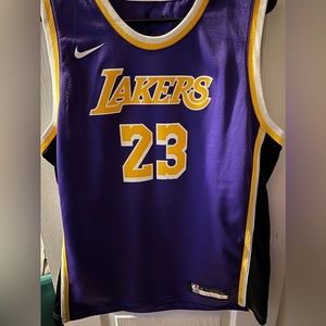 Nike Lebron James jersey